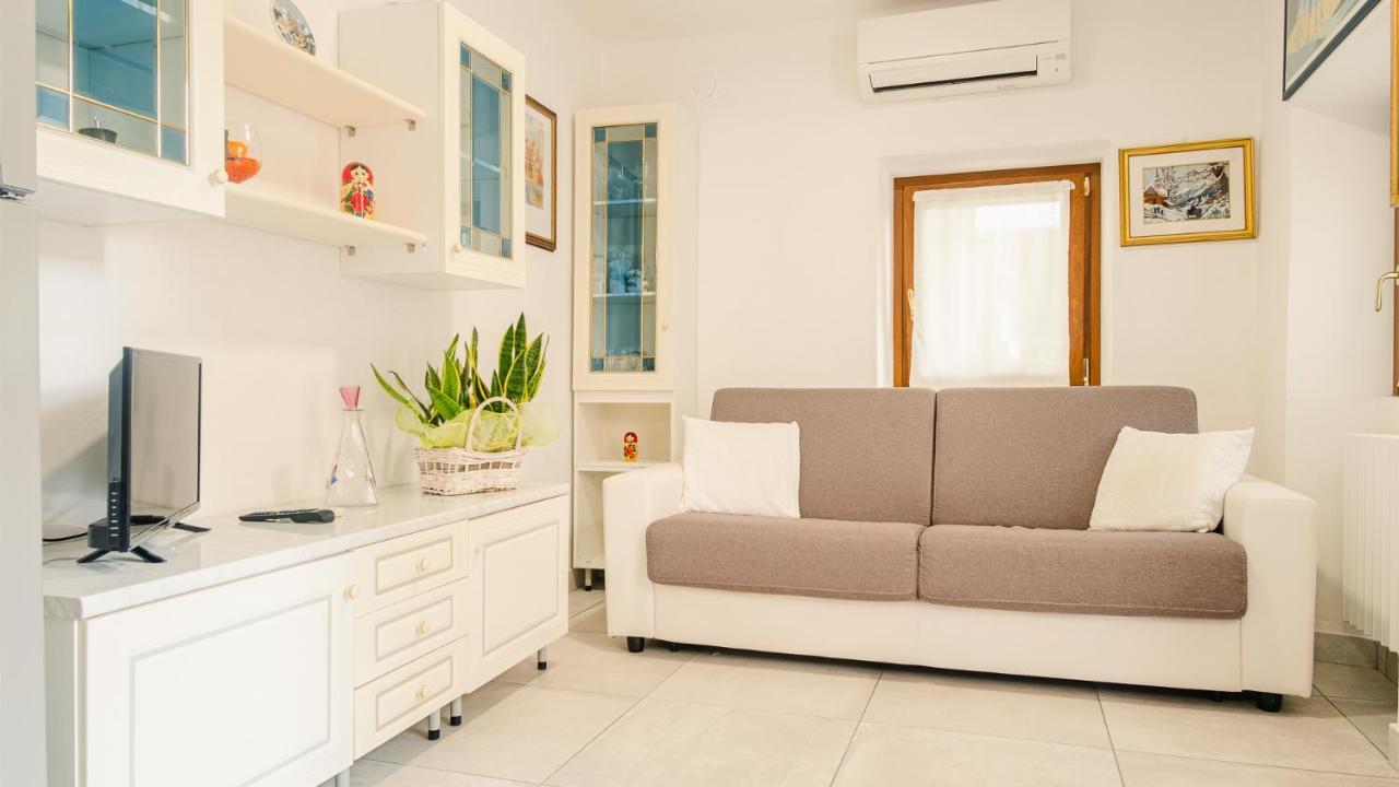 Apartmán La Casa Di Nonna Agnese - Italian Homing Padenghe sul Garda Exteriér fotografie